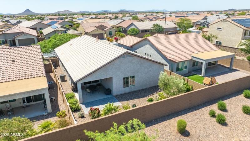 3655 N Astoria Dr-45