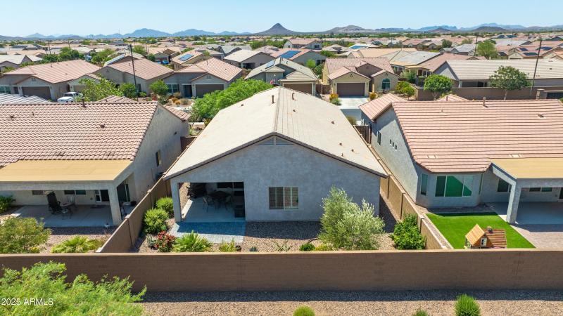 3655 N Astoria Dr-46