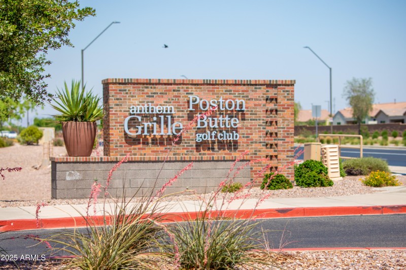 3655 N Astoria Dr-52