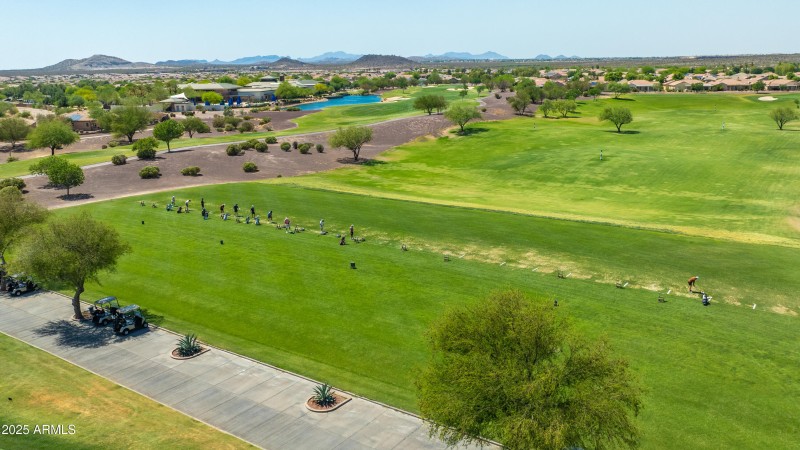 3655 N Astoria Dr-55