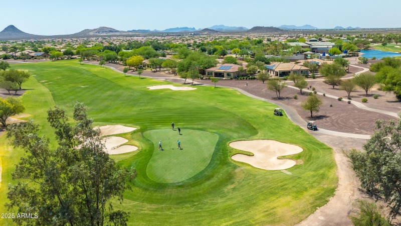 3655 N Astoria Dr-58