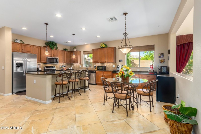 7039 W KATHARINE Way