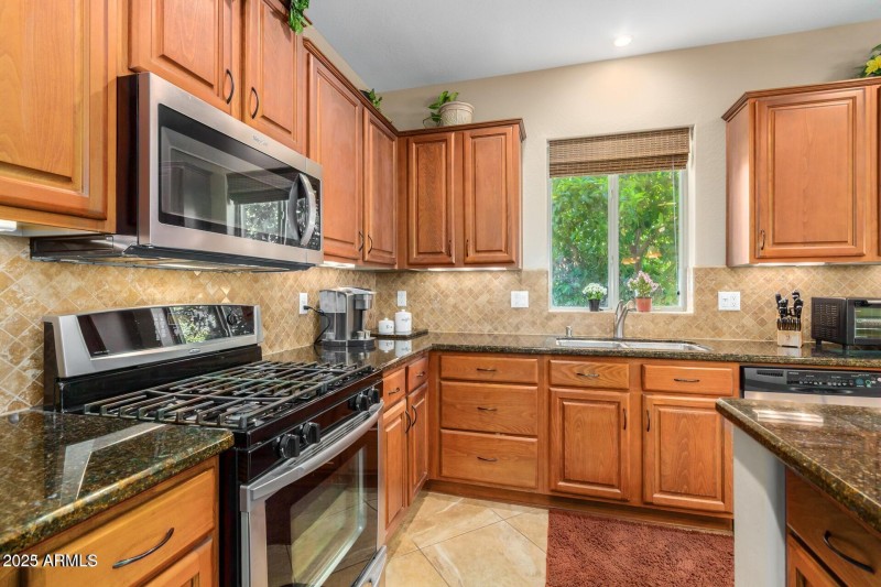 7039 W KATHARINE Way