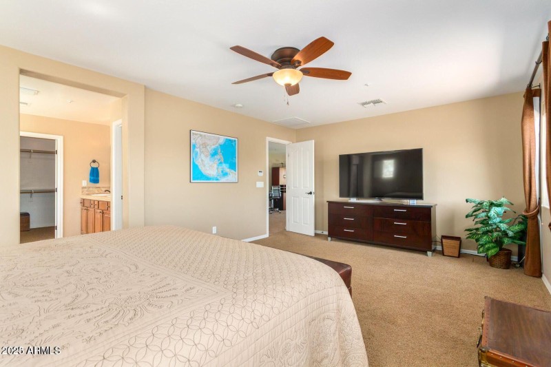 7039 W KATHARINE Way