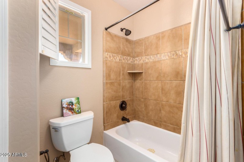 7039 W KATHARINE Way