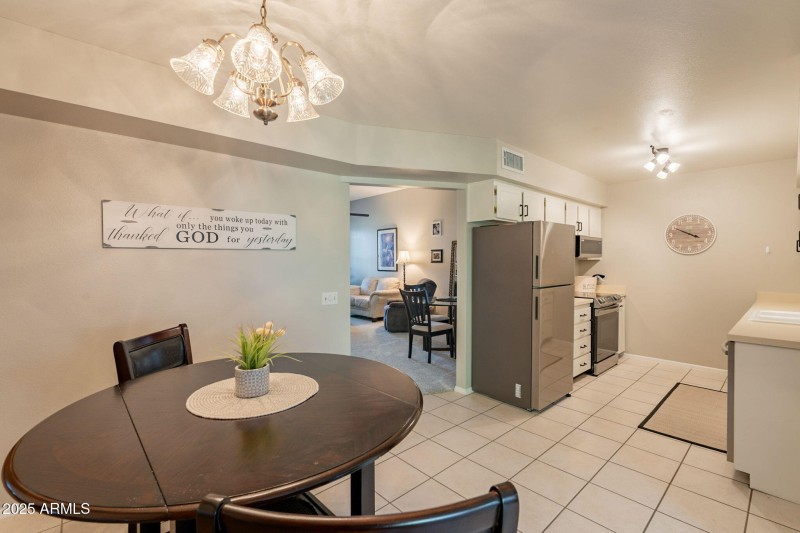 Dining_Kitchen_Dining_Forrester