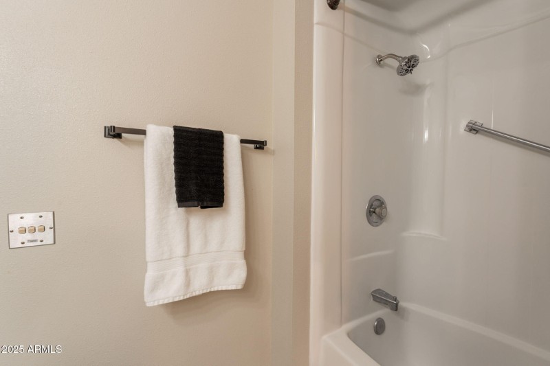 Hall Bath_2_Forrester