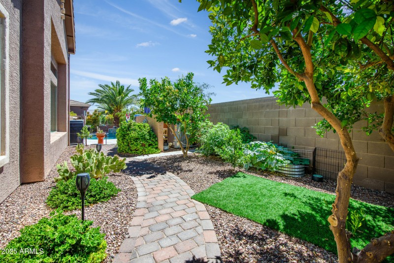 42293 Good Vibrations-8364-HDR-Edit