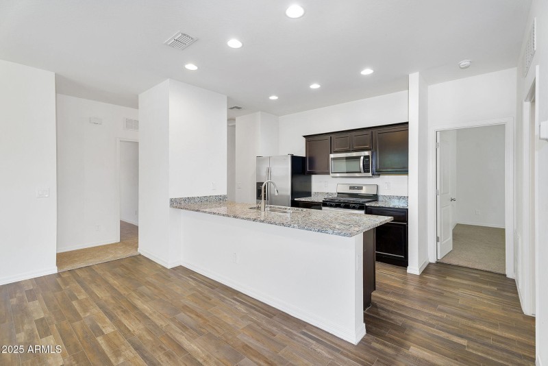 8-web-or-mls-Bowles-08