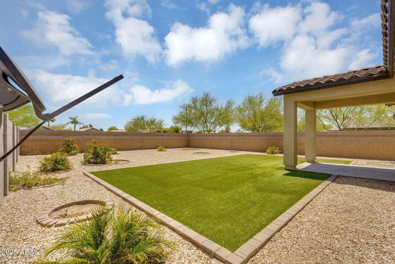 30-web-or-mls-Bowles-30