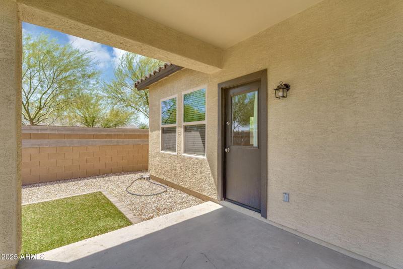 35-web-or-mls-Bowles-35