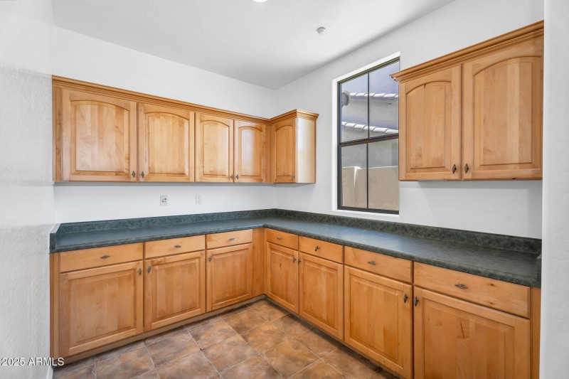 31-web-or-mls-20507 W Daniel Pl -31