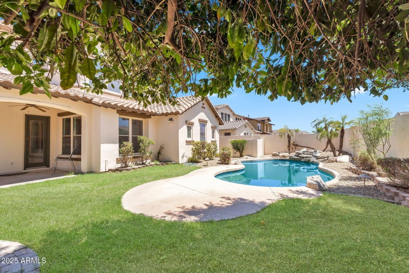 85-web-or-mls-60-print-20507 W Daniel Pl