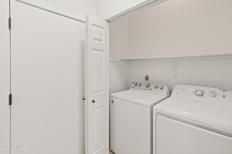 3221 N 37th St #26-1