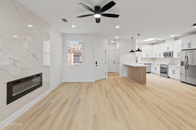 3221 N 37th St #26-2