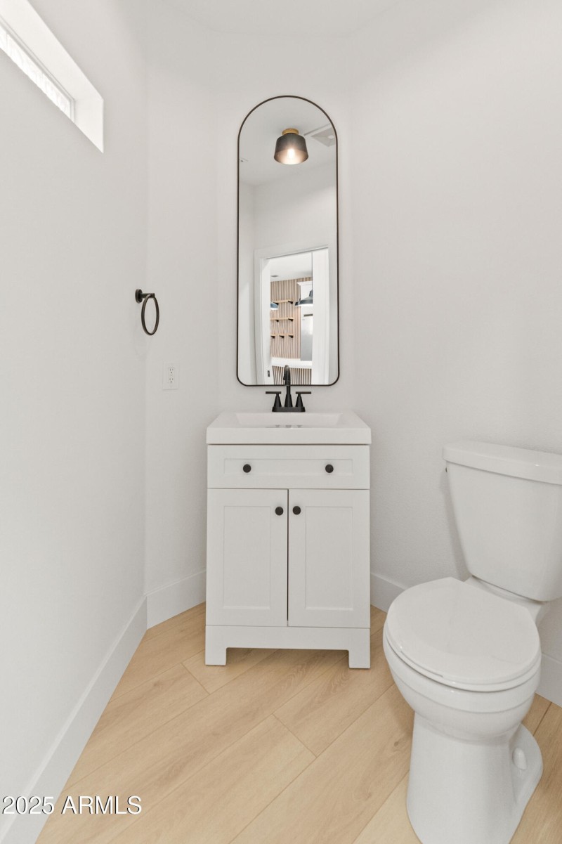 3221 N 37th St #26-14