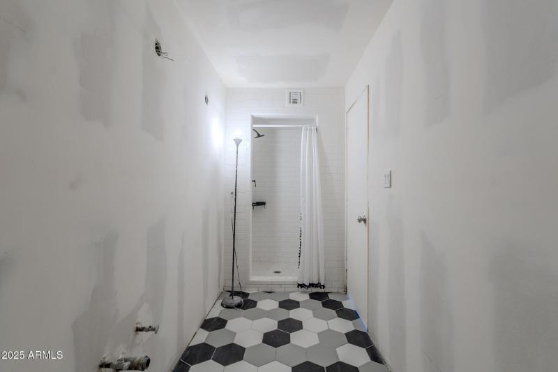 26-web-or-mls-Hobson Plaza-26