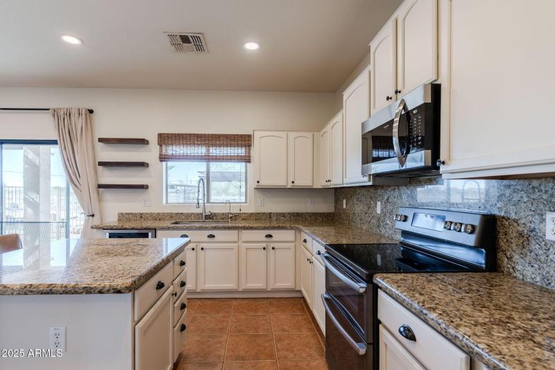 28-web-or-mls-Prospector-28