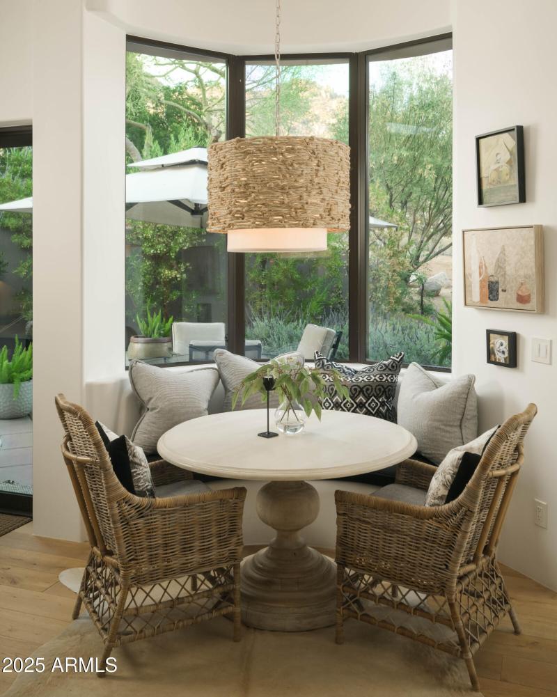 Breakfast nook