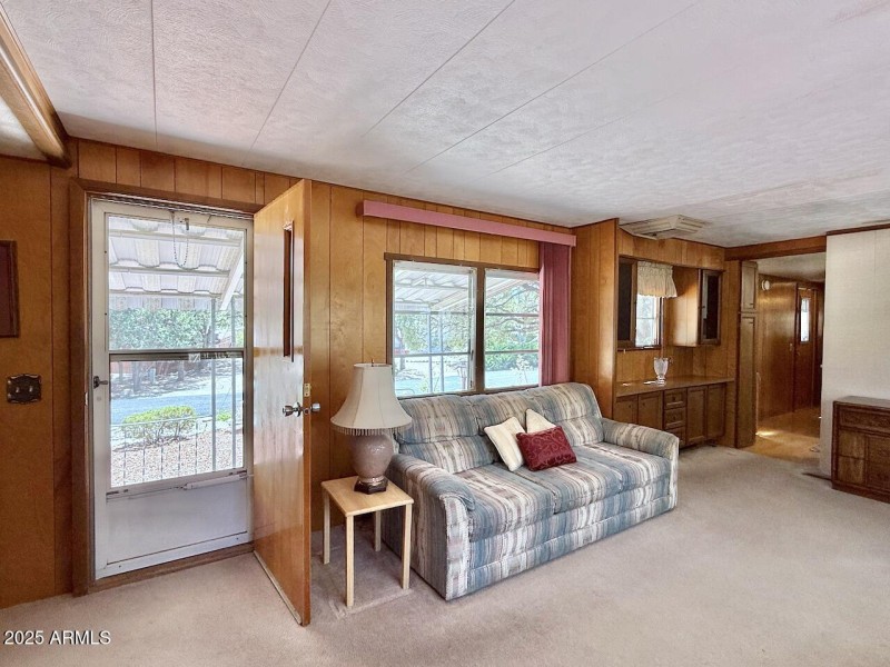 14 Front Entry-Living