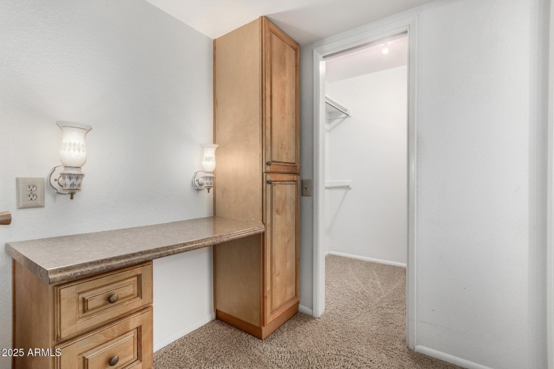 Master Suite - Dressing