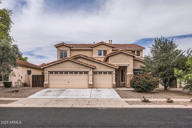 8766 W Hayward Ave - Web Quality - 002 -