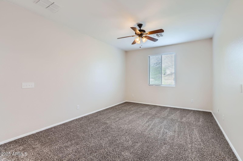 8766 W Hayward Ave - Web Quality - 023 -