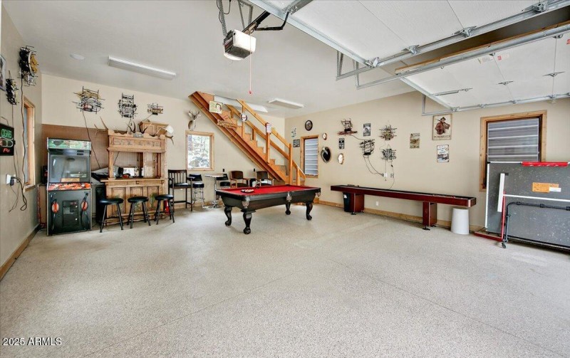 63-063_Car Collector Carriage House