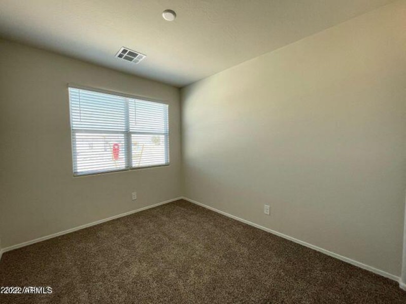 20220322215542308291000000-o