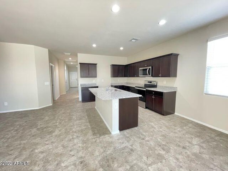 20220322215536123061000000-o