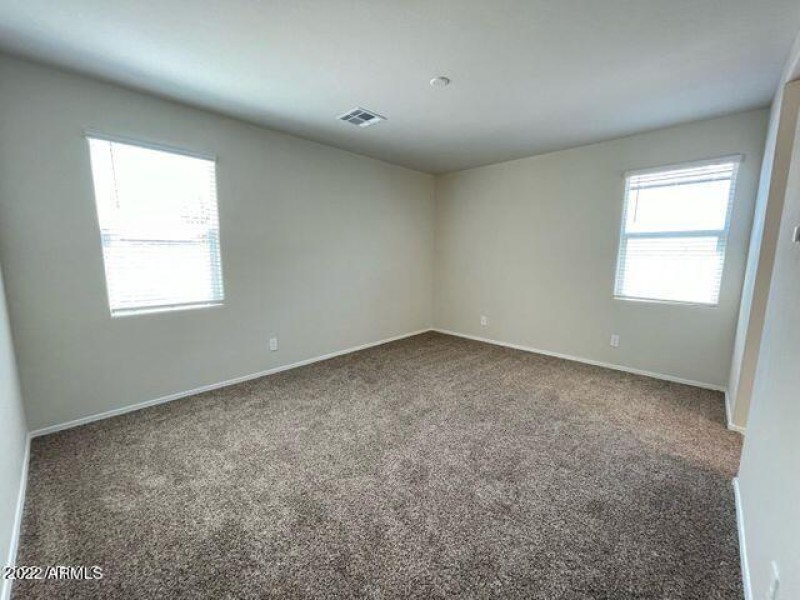 20220322215517592798000000-o