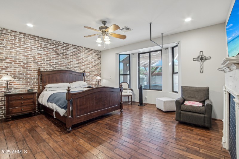 26-print-E Excelsior Ave-1305-026