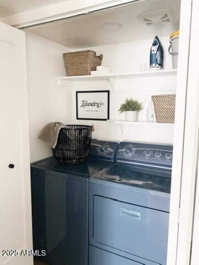 2425CDD5-DD27-4B8C-A278-4774F7C51373_4_5