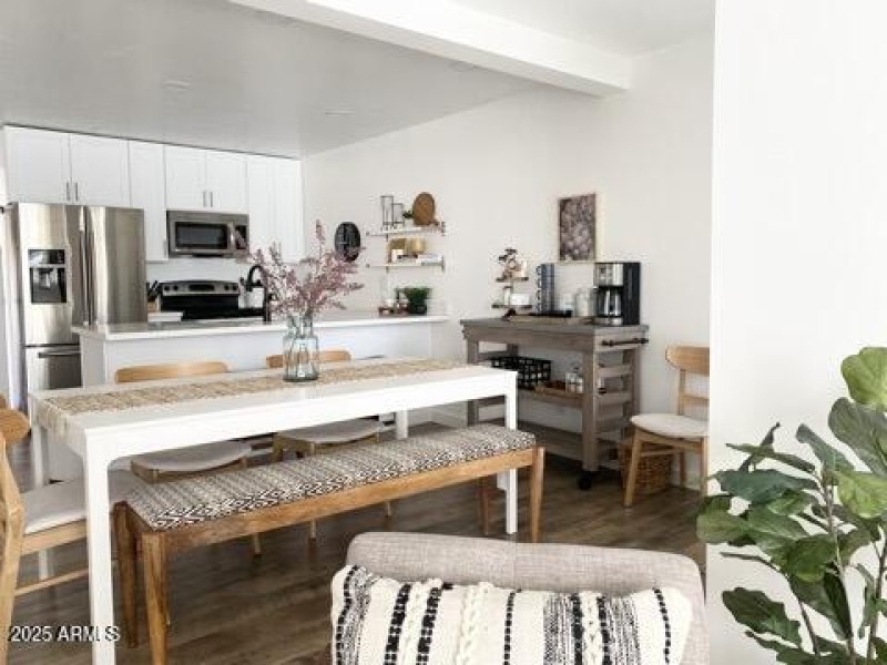 348D9A9D-F538-4F97-B93D-499B689E160D_4_5