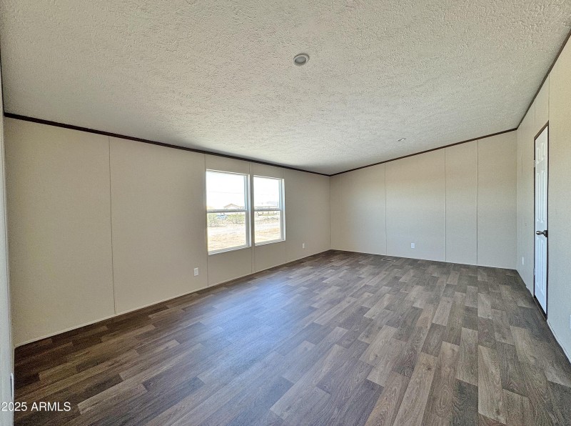 Large master bedroom