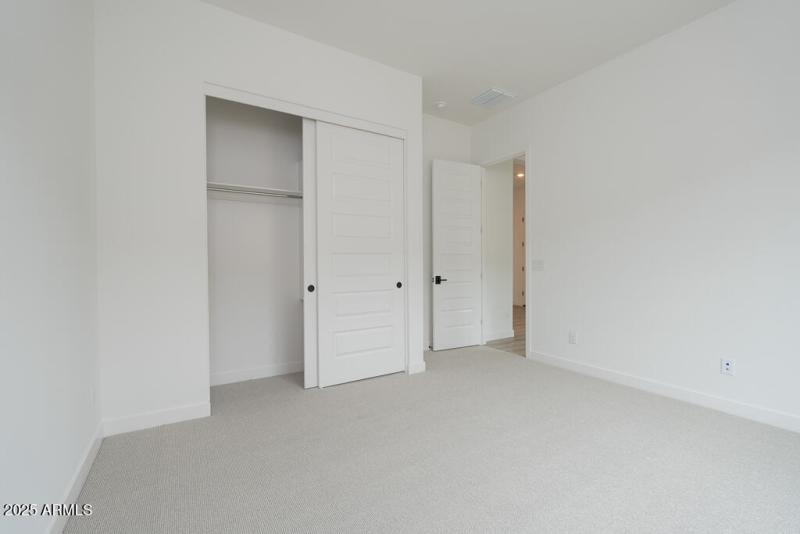 Tri Pointe Waterston Central 385 - Bedro