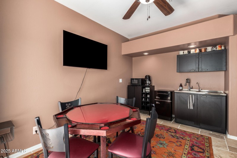 48 - Rancho Caliente