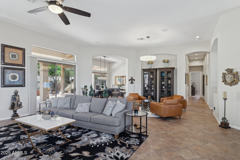 4-web-or-mls-1958-w-legends-way