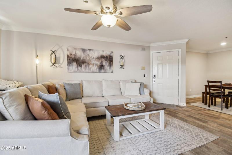 2-web-or-mls-E Campbell Ave 107-1405-002