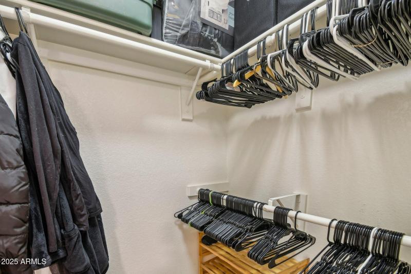 15-web-or-mls-E Campbell Ave 107-1405-01