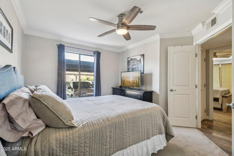 18-web-or-mls-E Campbell Ave 107-1405-01