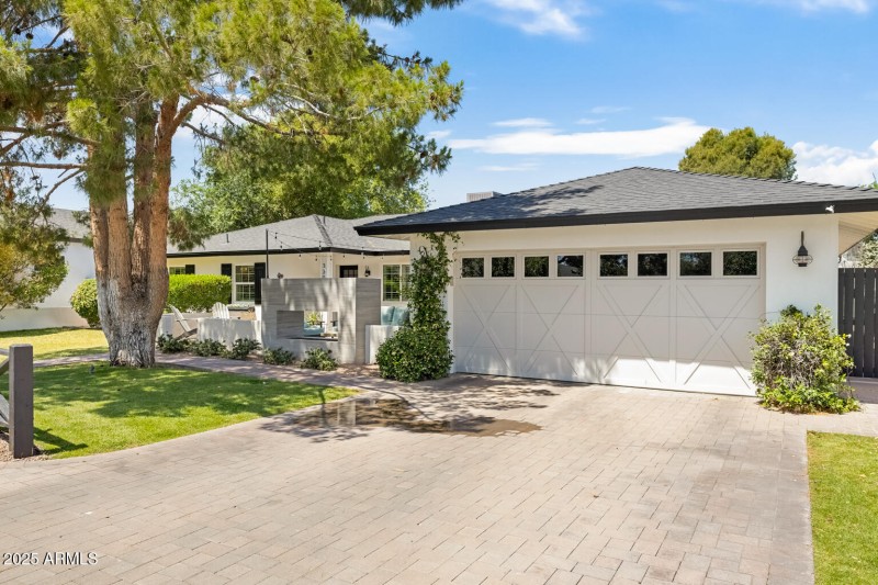 3308 N 51st St Phoenix - 210