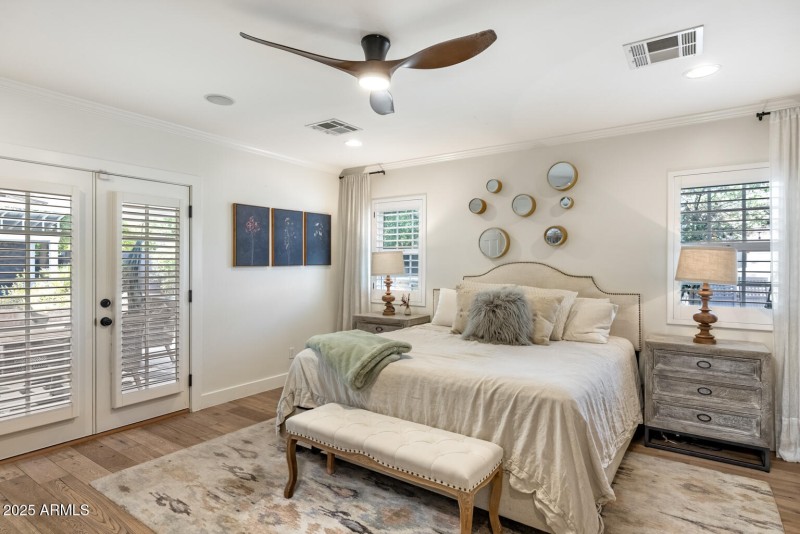 3308 N 51st St Phoenix - 350