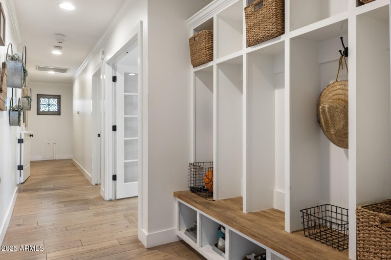 3308 N 51st St Phoenix - 377