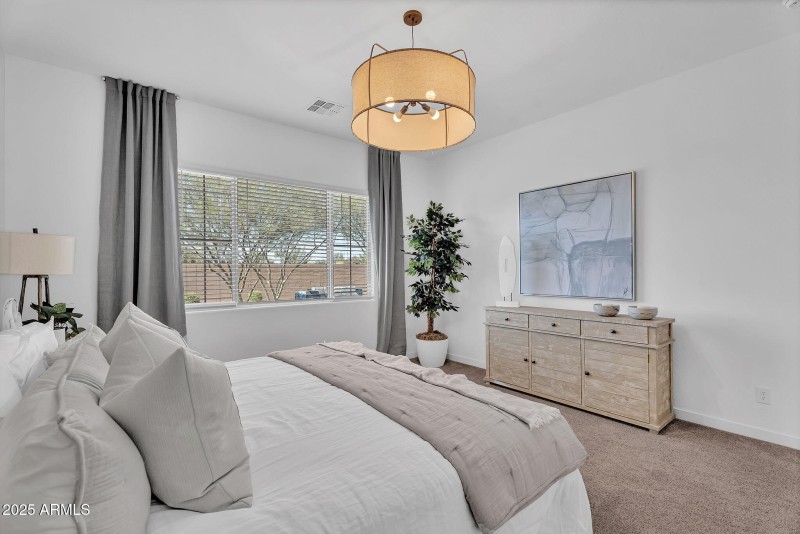 30-web-or-mls-21934 E lords Court-27