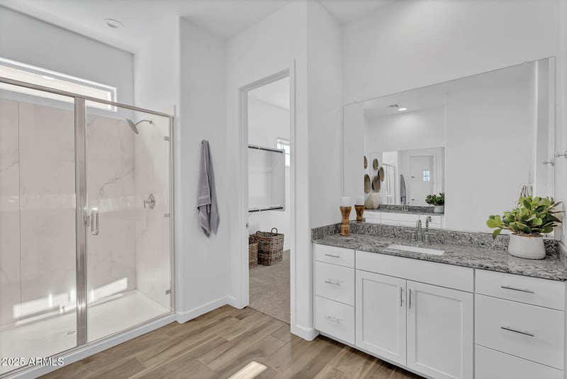 36-web-or-mls-21934 E lords Court-33