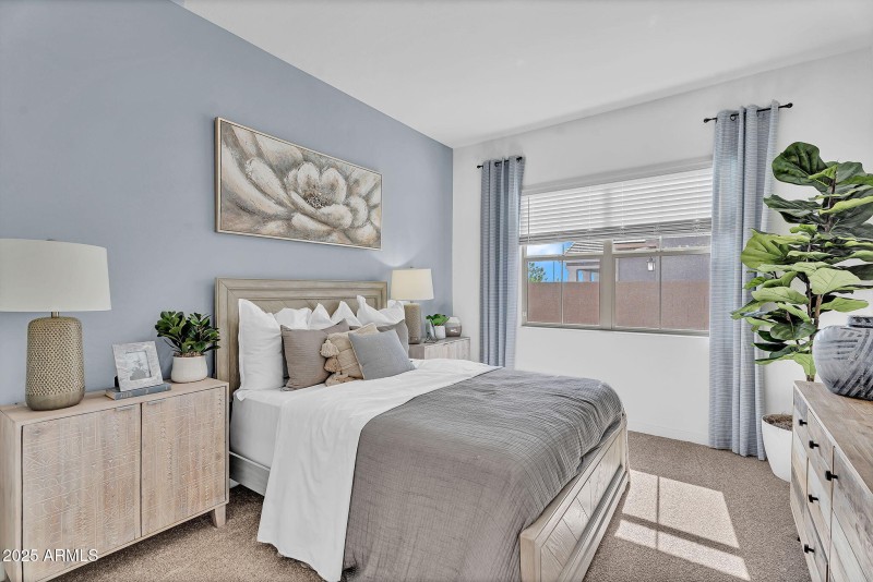 40-web-or-mls-21934 E lords Court-37