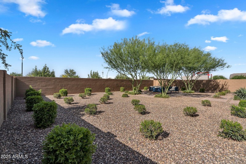 67-web-or-mls-21934 E lords Court-58