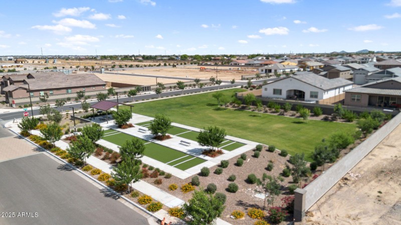 65-web-or-mls-21926 E Lords Ct Community