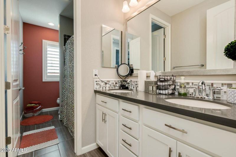 20220613225348884325000000-o